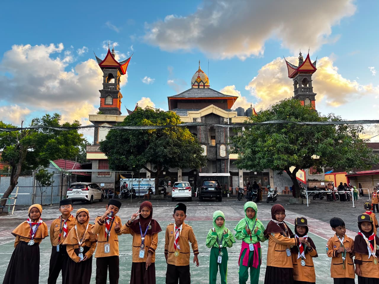 🌟 Bintang Prestasi: Pagi Penuh Semangat, Prestasi Gemilang - foto 1